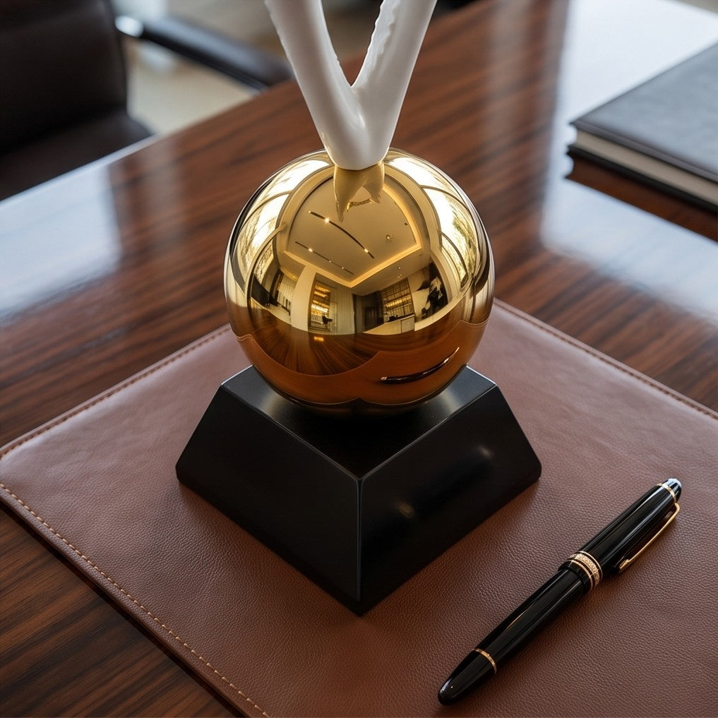 Golden Ascension Wings Sculpture – Modern Decorative Statue