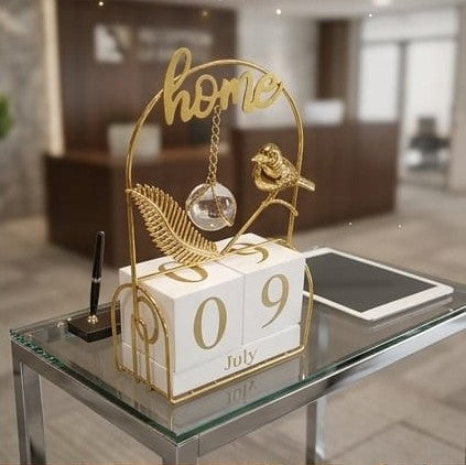 Timeless Golden Cube Calendar Decor