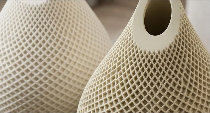 Teardrop-shaped vases