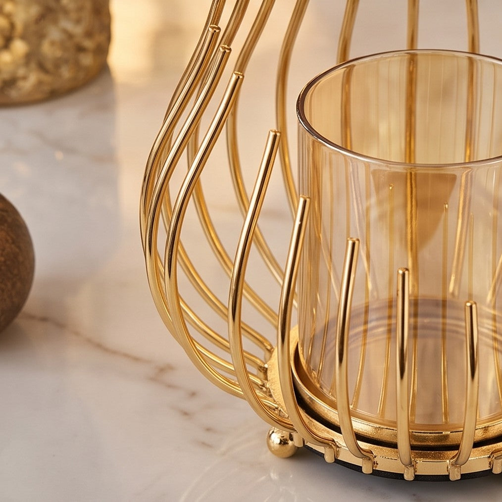 Metal candlestick Gold with honey glass