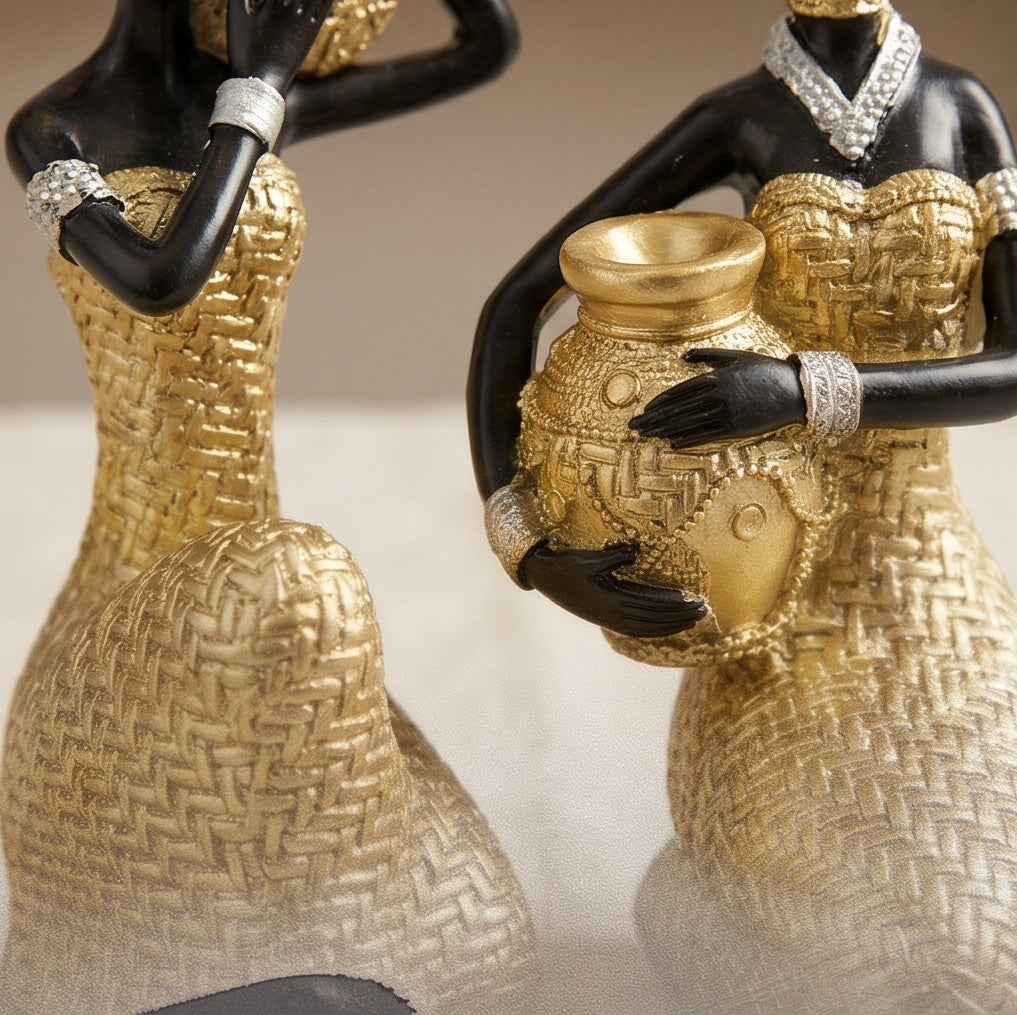 Dwelloria resin figurines, a 3-piece set
